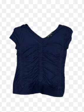 I-N-C International Concepts Women's Top size Medium Tight Fighting